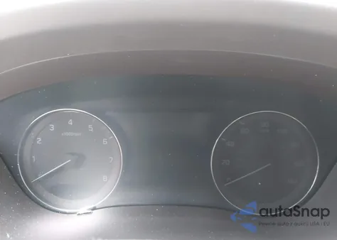 2015 Hyundai Genesis 3.8 z USA, uszkodzony, nr VIN KMHGN4JE4FU019133